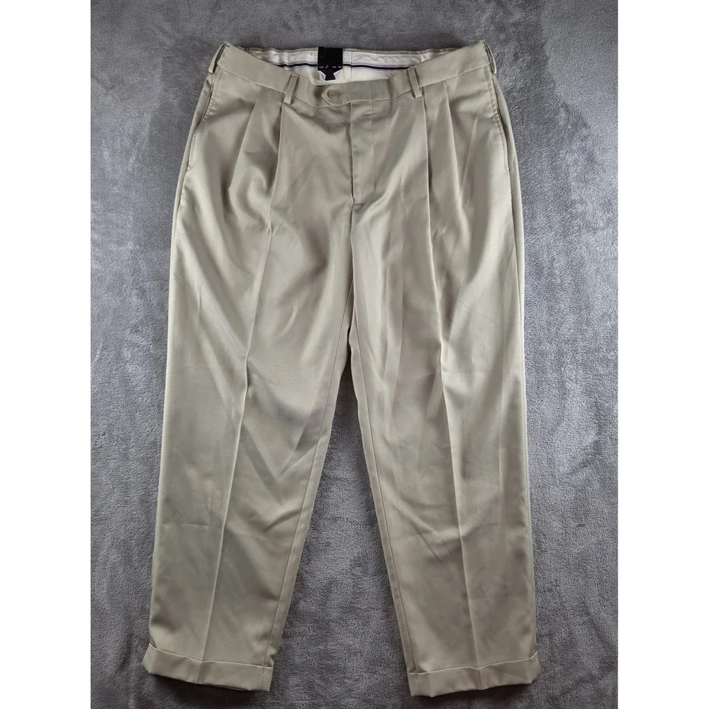 NWT Jos A Bank Traveler Cuffed Beige Dress Pleated Pants Mens 38x29 Performance
